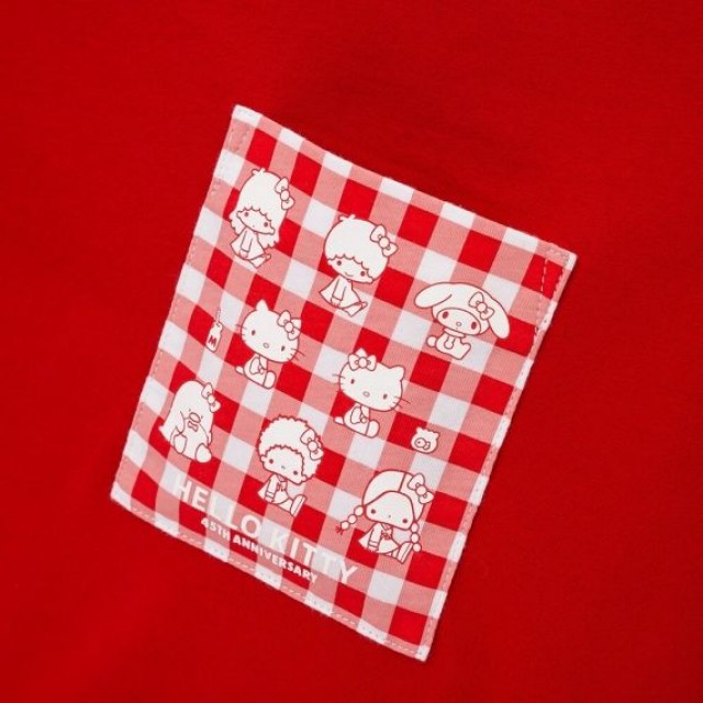 Áo thun nữ Uniqlo Hello Kitty - SANRIO Characters UT Graphic 