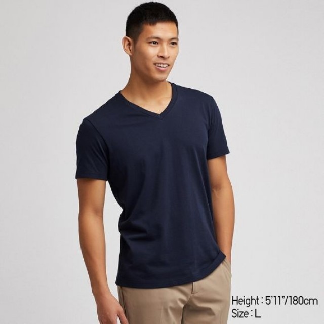 Áo thun nam tay ngắn Uniqlo cổ chữ V màu navy 