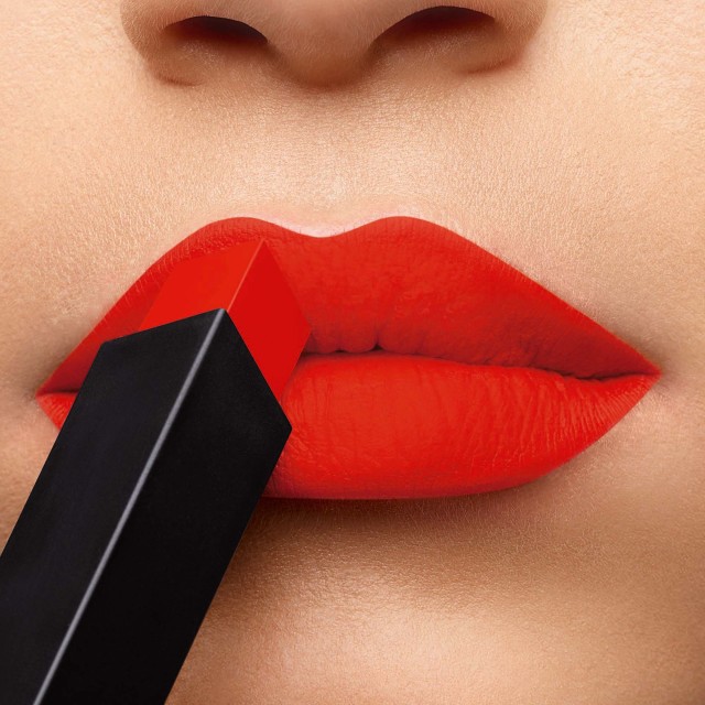 Son thỏi YSL ROUGE PUR COUTURE THE SLIM - 02 Strange Orange 