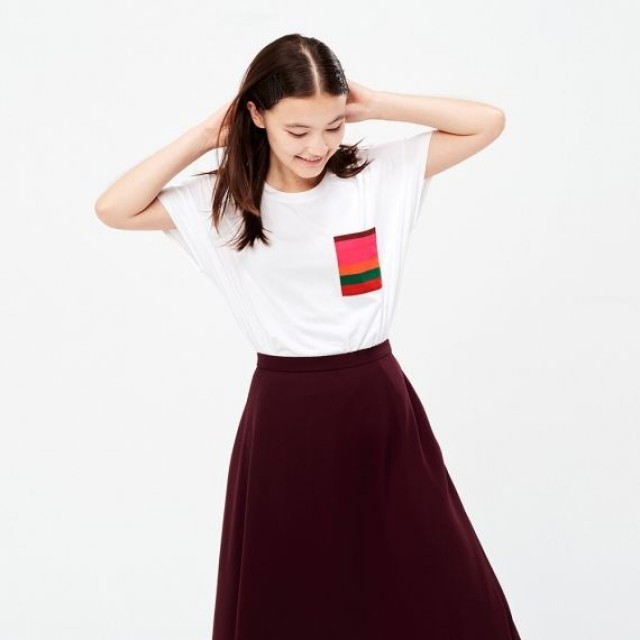 Áo thun nữ cổ tròn Uniqlo Colour And Rhythm UT Lygia Pape 