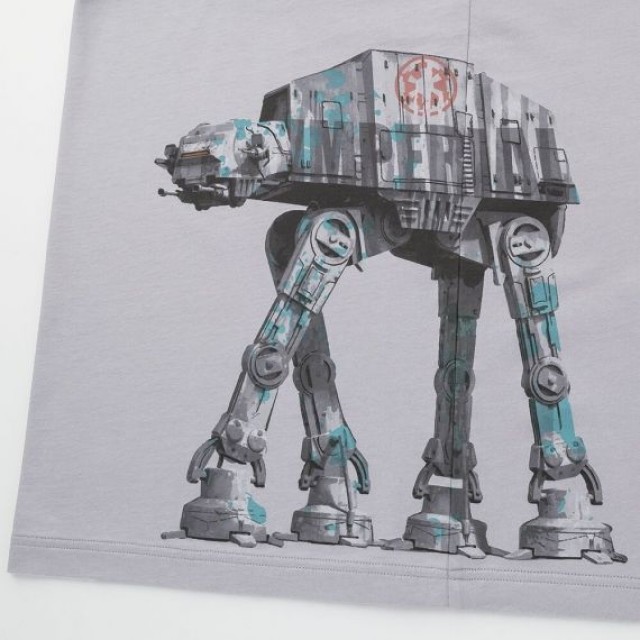 Áo thun nam cổ tròn Uniqlo STAR WARS FOREVER UT Stash 