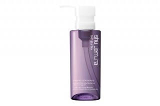 Dầu tẩy trang SHU UEMURA Blanc:Chroma Lightening & Polishing Cleansing Oil 150ml