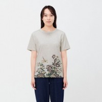 Áo thun nữ Uniqlo EDO UKIYO-E UT Katsushika Hokusai 